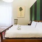 Michelangelo Elegant Homes In Santa Croce Апартаменты *