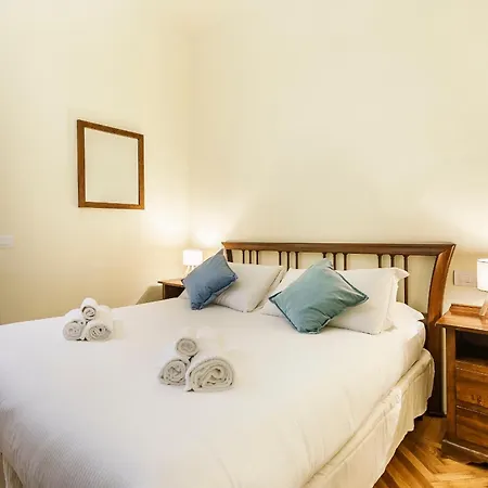 Michelangelo Elegant Homes In Santa Croce * Флоренция