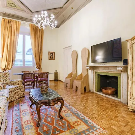 Apartament Michelangelo Elegant Homes In Santa Croce