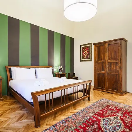 Michelangelo Elegant Homes In Santa Croce Florencja